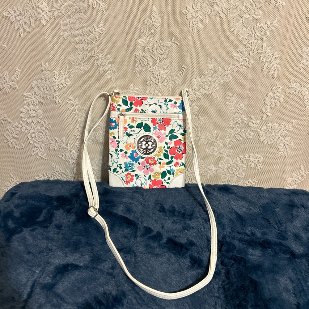 Brand new purse
